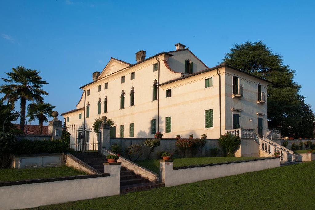 Villa Conti Bassanese room 1